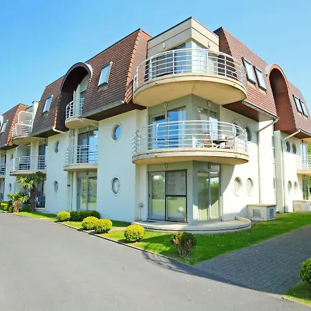 Biaritz 001 With Parking By Interhome 아파트 Mispelburg